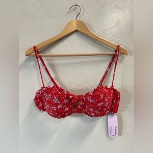 Wild Fable Women's Red Floral Bikini Swim Top XL (16) NWT Underwire